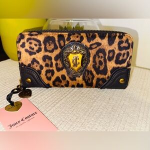 Juicy Couture Romance Gusset Leopard Single Zip Around Wallet